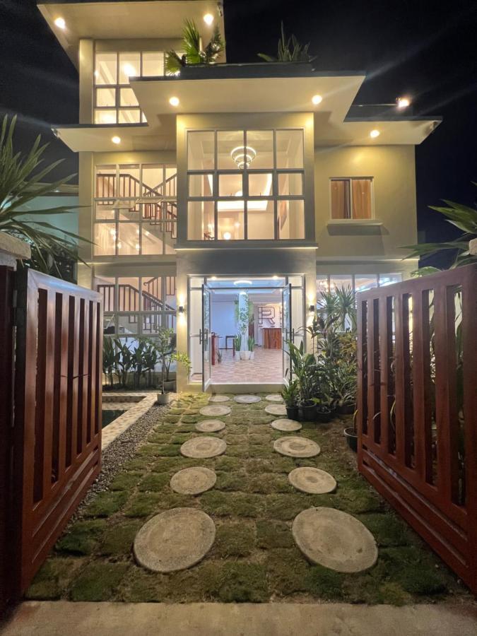 Rich-Vania Suites General Luna  Esterno foto